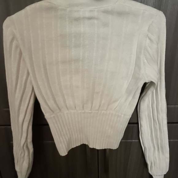 Wilfred Thais Plunge Cardigan - Picture 10 of 11